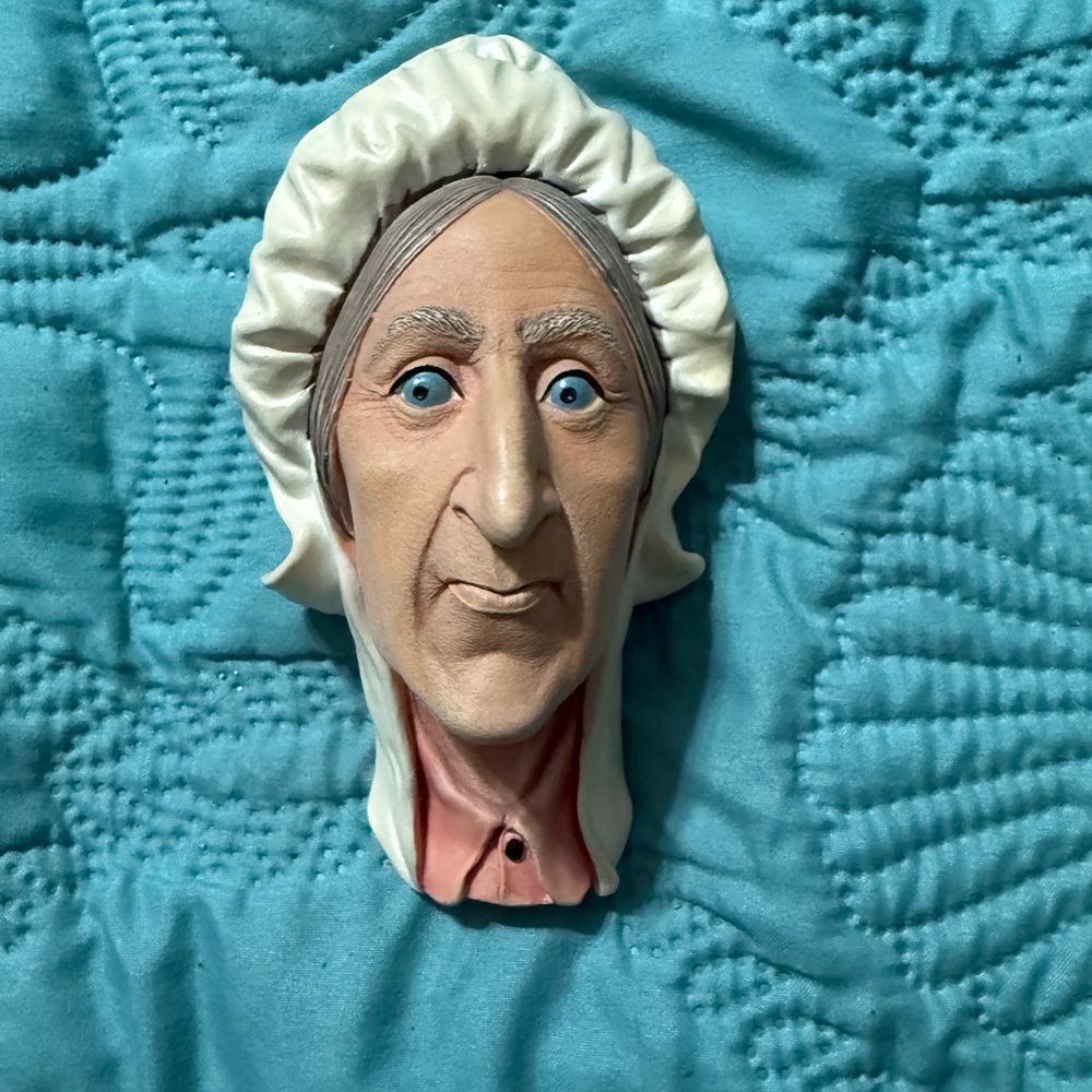 Vintage 1980s Bossons Chalkware Betsey Trotwood Dickens Character